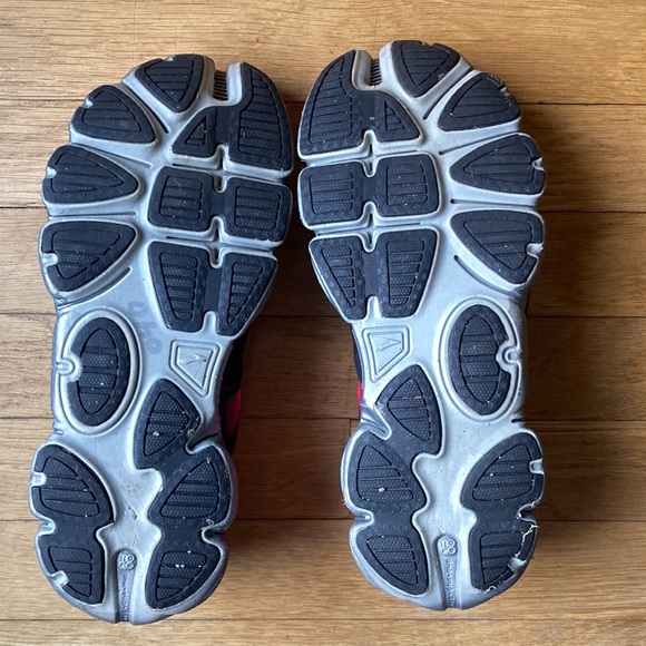 Brooks Pureflow P2 Women’s 10 running sneakers bright coral/pink, black & silver - Picture 9 of 13